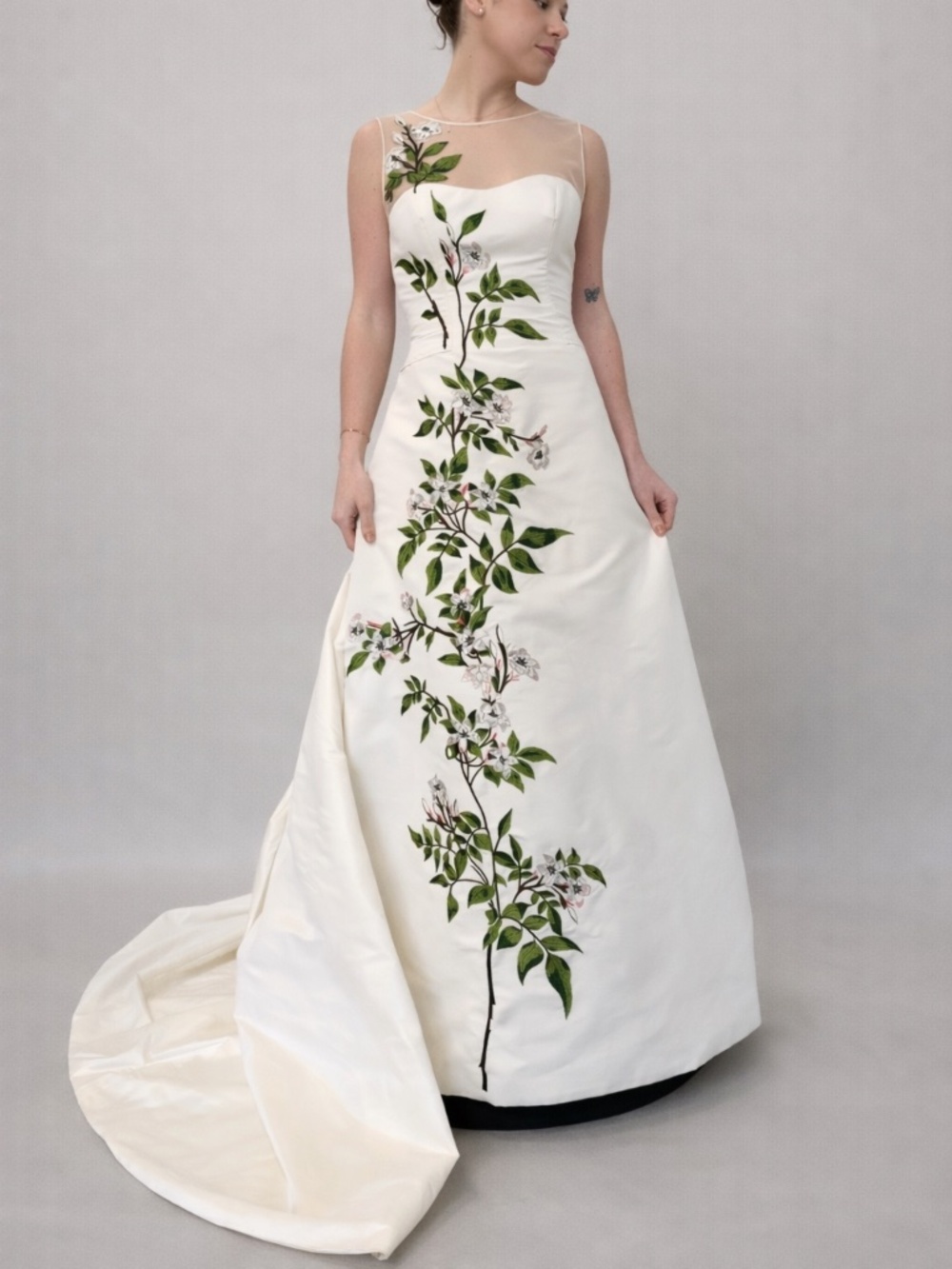 Caroline Herrera Couture Silk Wedding Dress